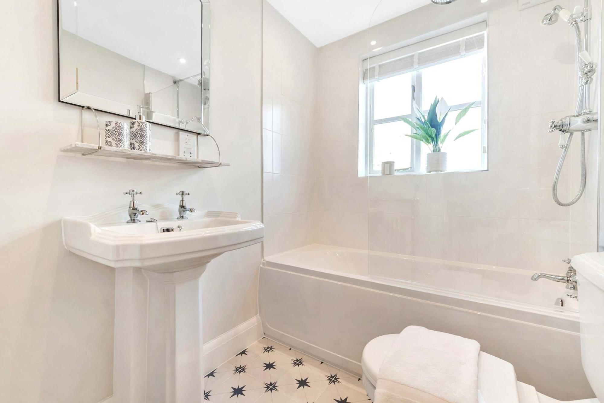 Premium Belgravia Townhouse By Madestays Casa de Férias *