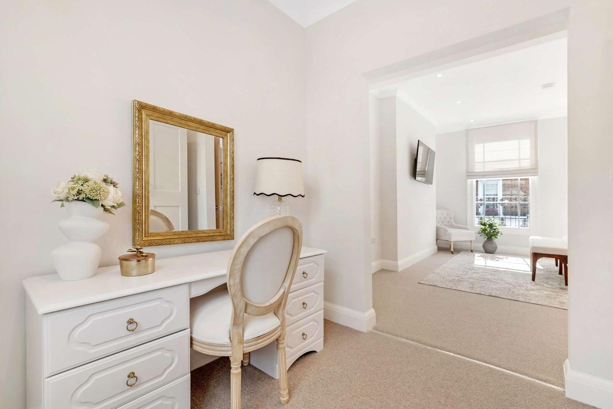 Premium Belgravia Townhouse By Madestays Casa de Férias Londres